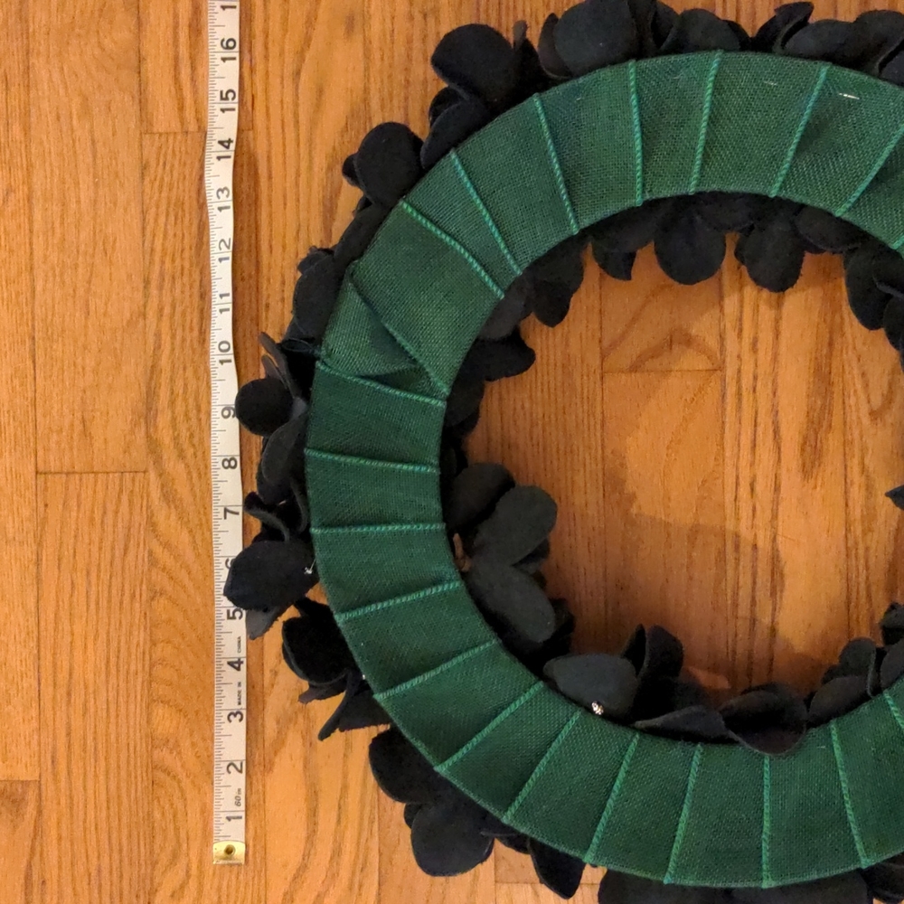 Handmade Leather Flower Rosette Wreath-Black 14" - Picture 6 of 6
